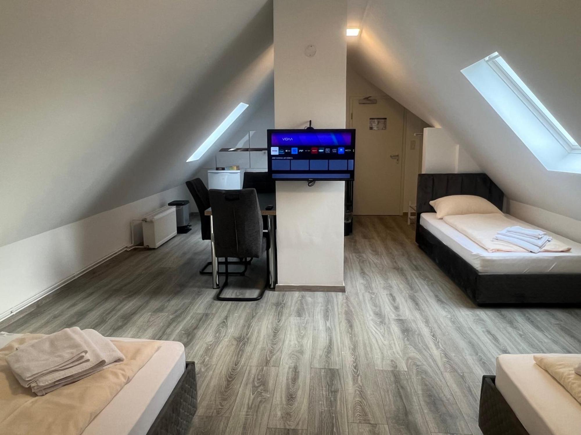 Durmaz Hotel Hannover Esterno foto
