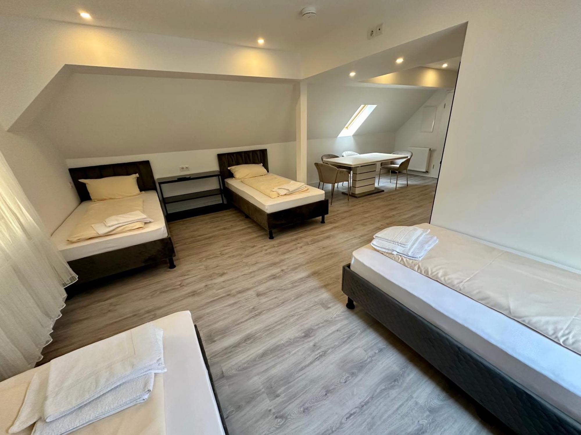 Durmaz Hotel Hannover Esterno foto