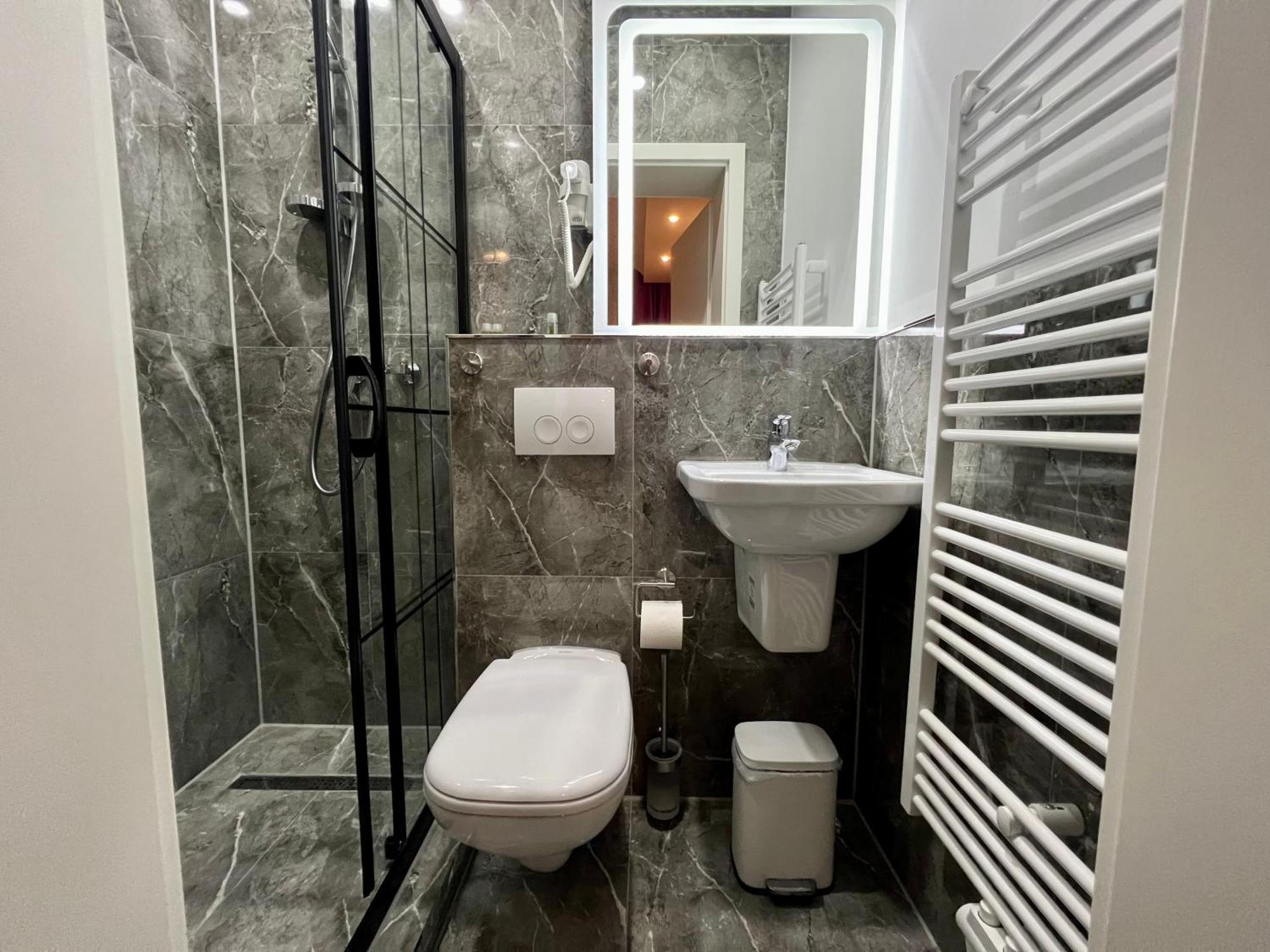 Durmaz Hotel Hannover Esterno foto