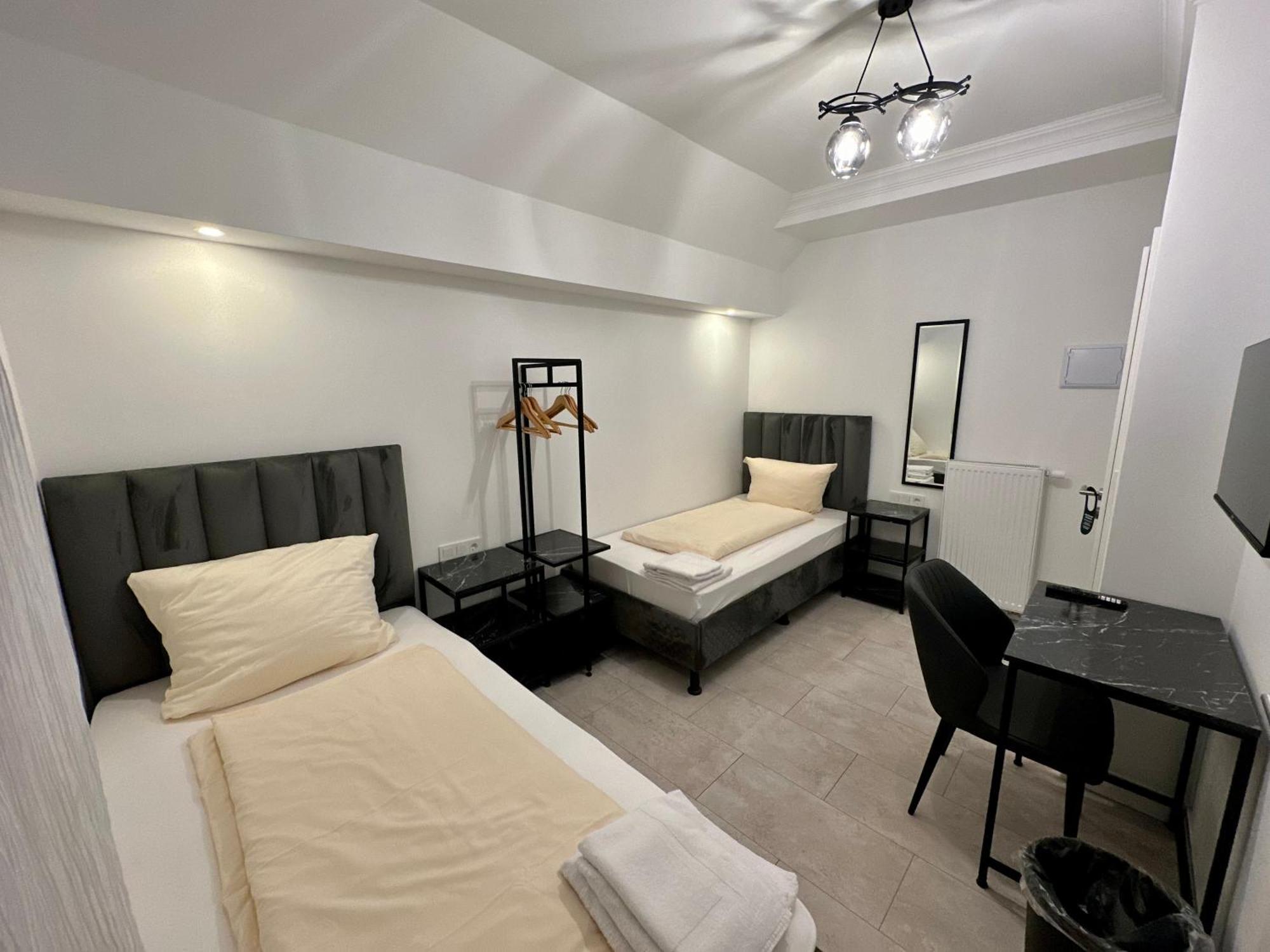 Durmaz Hotel Hannover Esterno foto