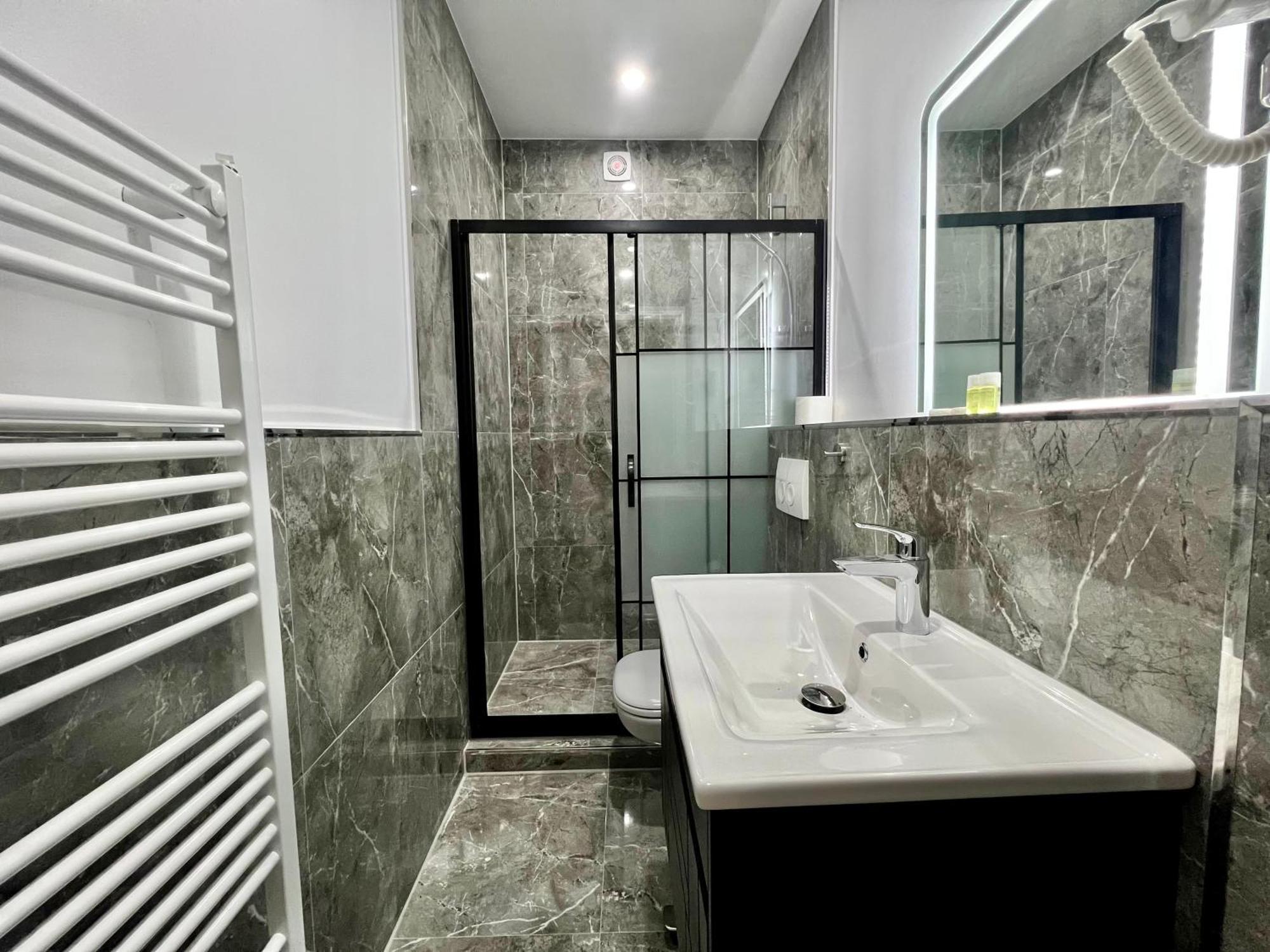 Durmaz Hotel Hannover Esterno foto
