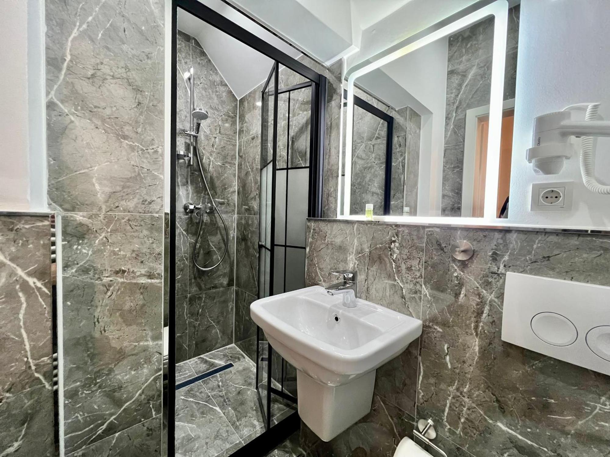 Durmaz Hotel Hannover Esterno foto